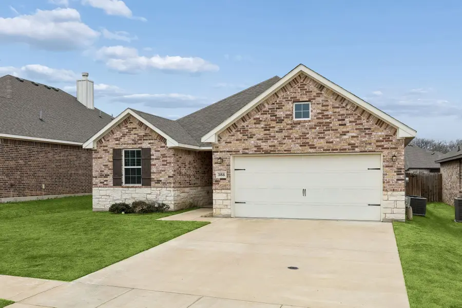 388 N Montague Street, Pilot Point, TX 76258 - #3