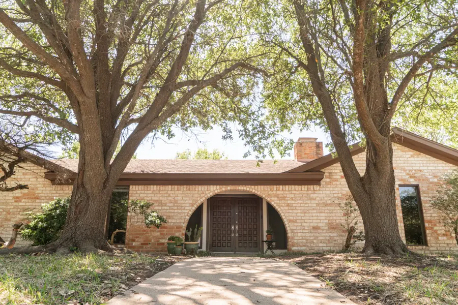 3300 Loma Vista Drive, Waco, TX 76708 - #3