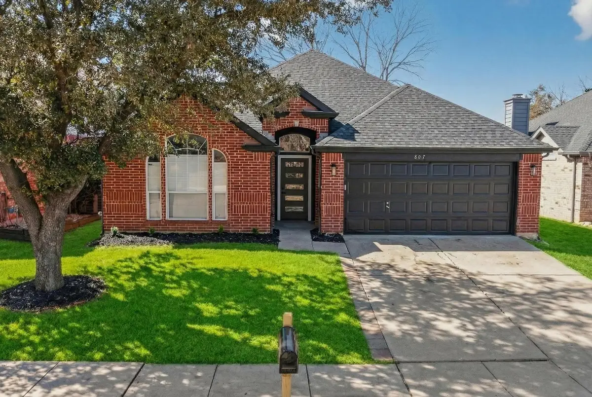 807 Lake Bridge Drive, Lake Dallas, TX 75065 - #1