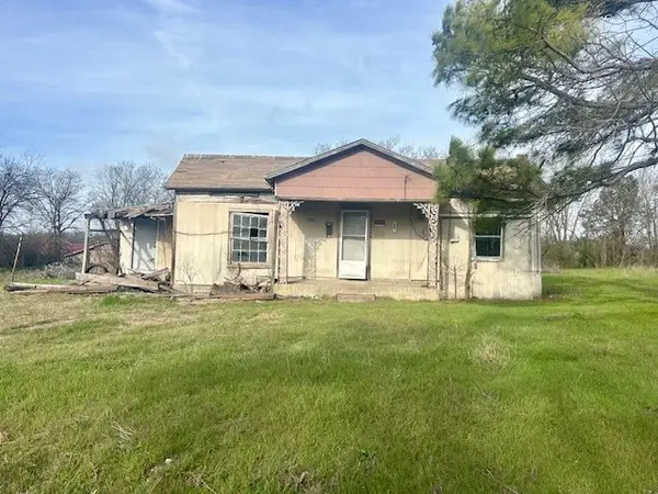 715 Echols, Mexia, TX 76667