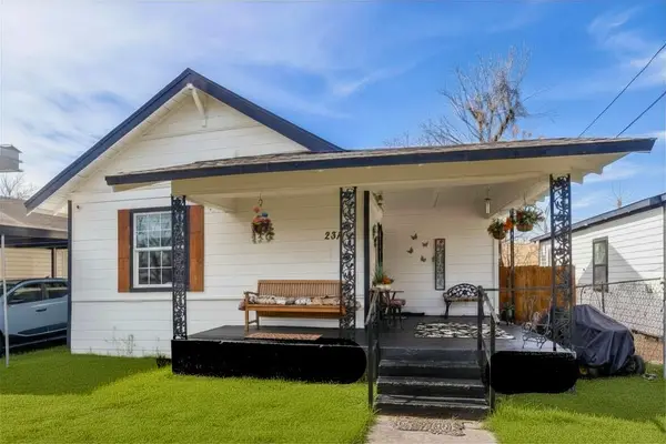 2317 Anderson Street, Dallas, TX 75215