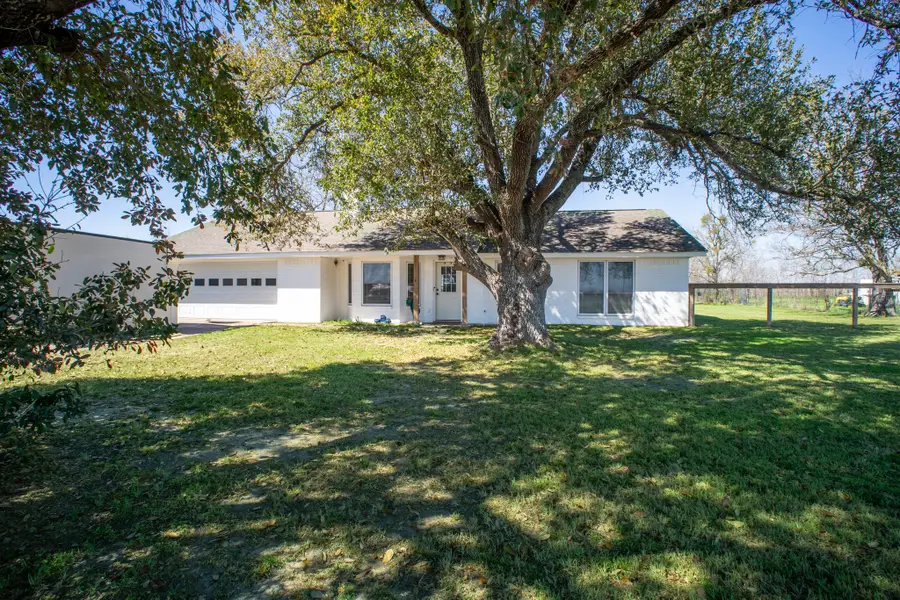 1916 S Hwy 14, Groesbeck, TX 76642 - #2