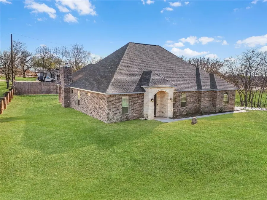 101 Hearthstone Court, Weatherford, TX 76087 - #2