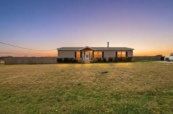 650 Lone Star Road, Whitesboro, TX 76273