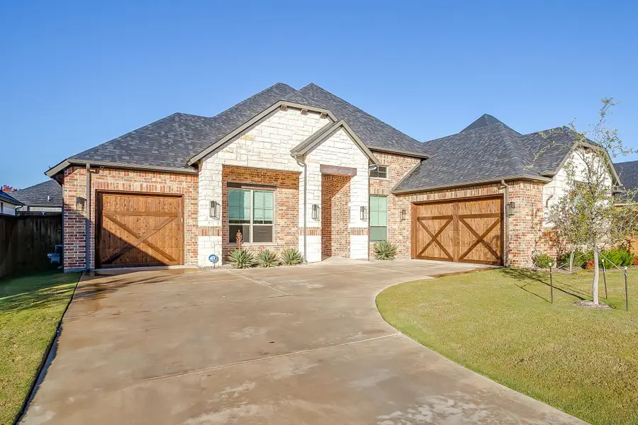 13921 E Riviera Drive, Fort Worth, TX 76028 - #2