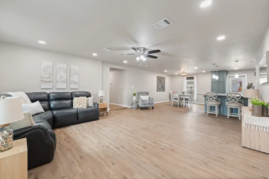 2808 Sky Harbour Drive, Granbury, TX 76049 - #2