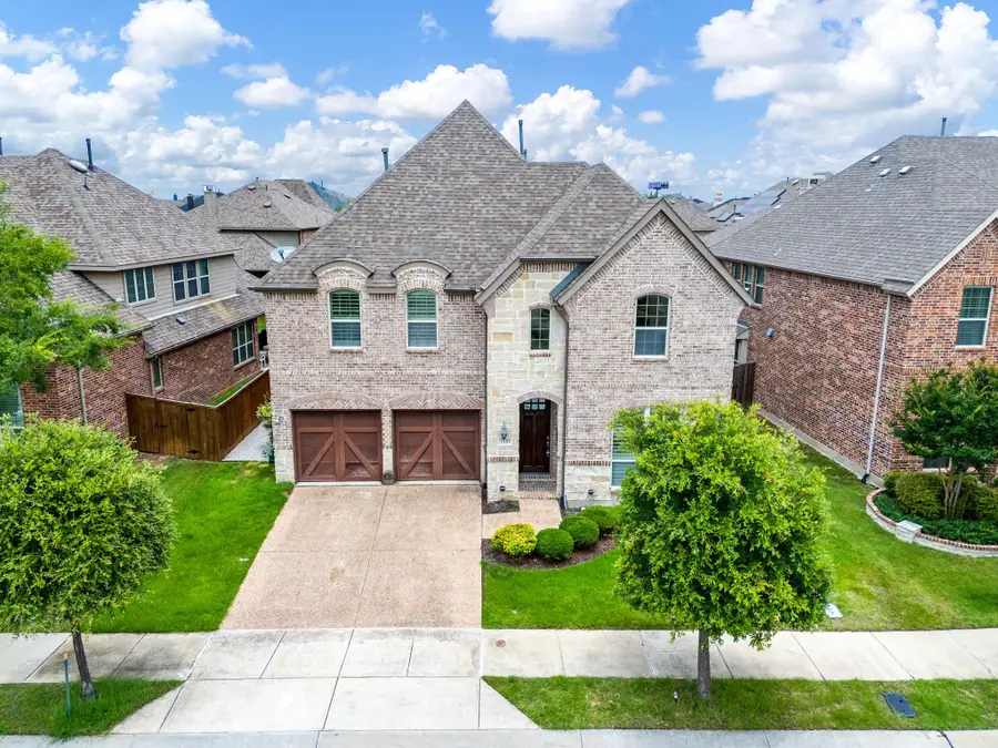 5101 Del Molin Avenue, Lewisville, TX 75056 - #2