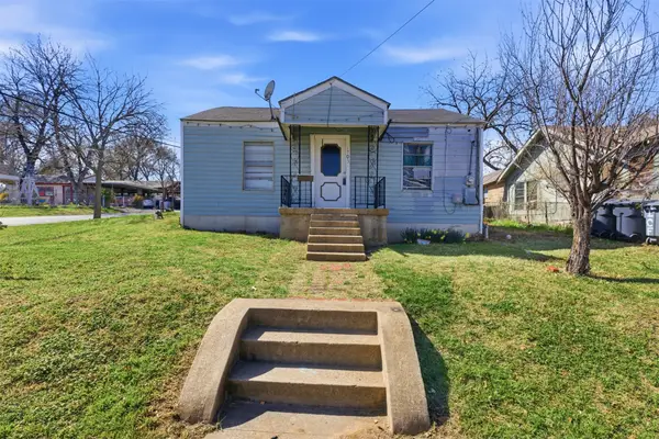 1703 Navaro Street, Dallas, TX 75208