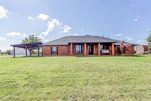 601 County Road 3525, Paradise, TX 76073