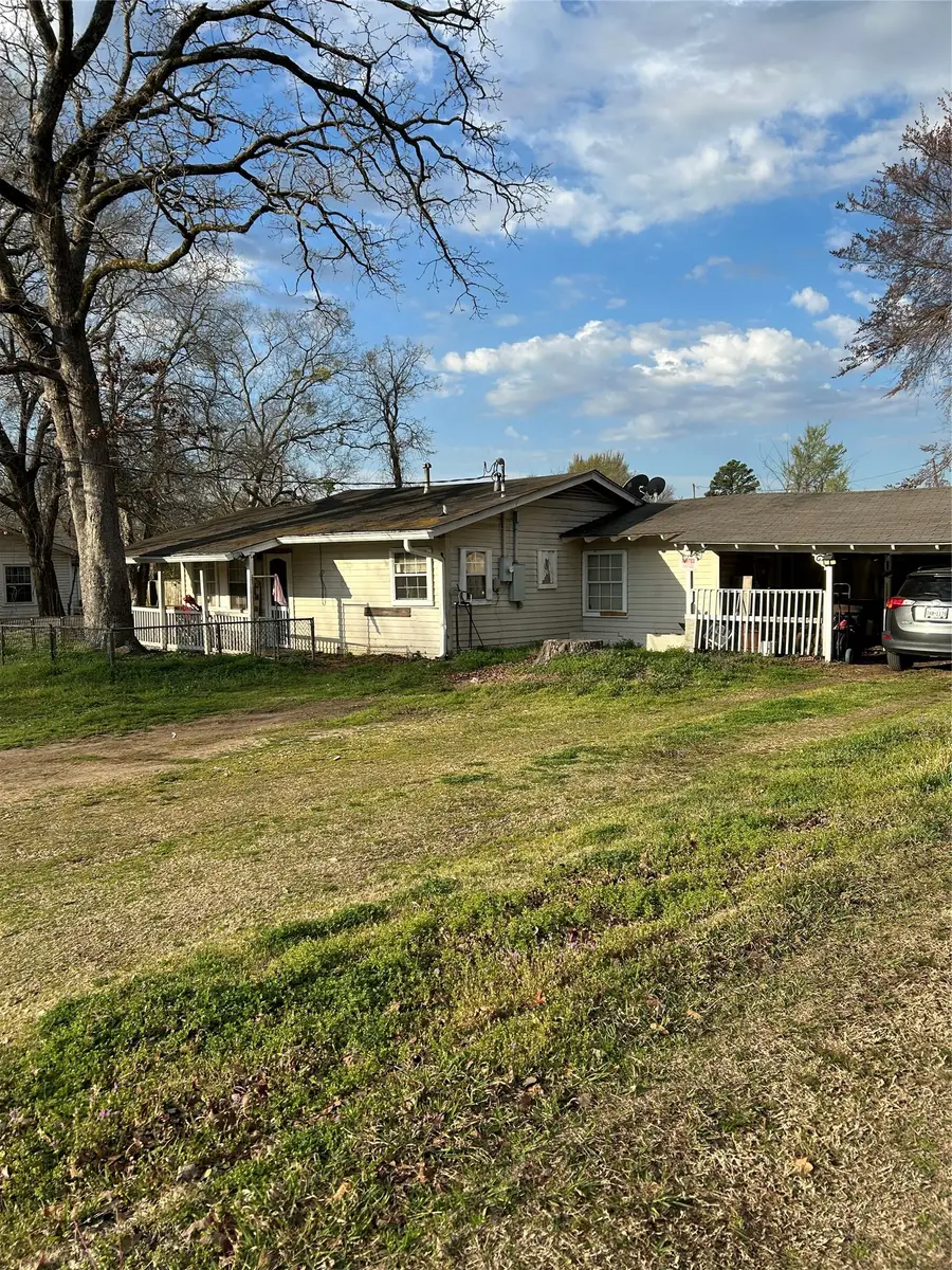 1017 N Spring Street, Grand Saline, TX 75140 - #2