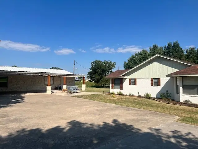 337 Travis Road, Decatur, TX 76234 - #2