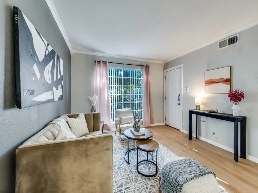 5212 Fleetwood Oaks Avenue #202, Dallas, TX 75235 - #2