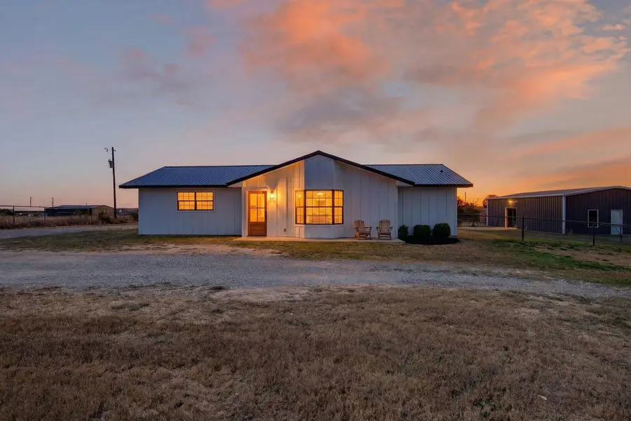 3750 Dennis Road, Weatherford, TX 76087 - #2