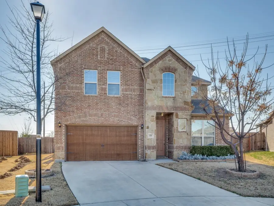 101 Forest Lane, Justin, TX 76247 - #2