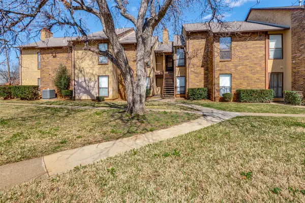 1908 Cloisters Drive #522, Arlington, TX 76011