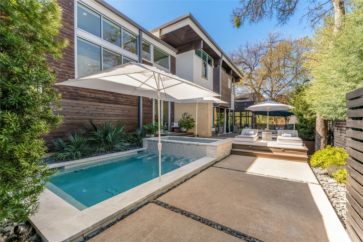 830 Kessler Woods Trail, Dallas, TX 75208 - #1