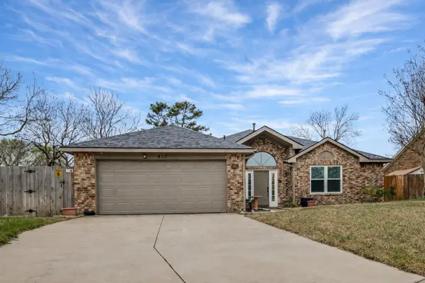 417 Hopewell Street, Grand Prairie, TX 75052