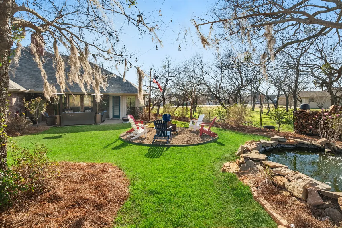 634 Half Moon Way, Runaway Bay, TX 76426 - #1