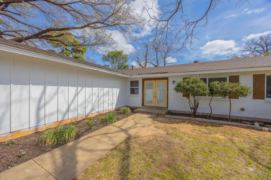 2804 Norwood Lane, Arlington, TX 76013 - #2