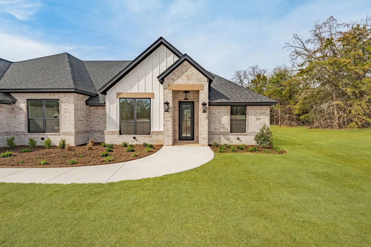 2017 Forest Bridge, Bedford, TX 76020 - #1