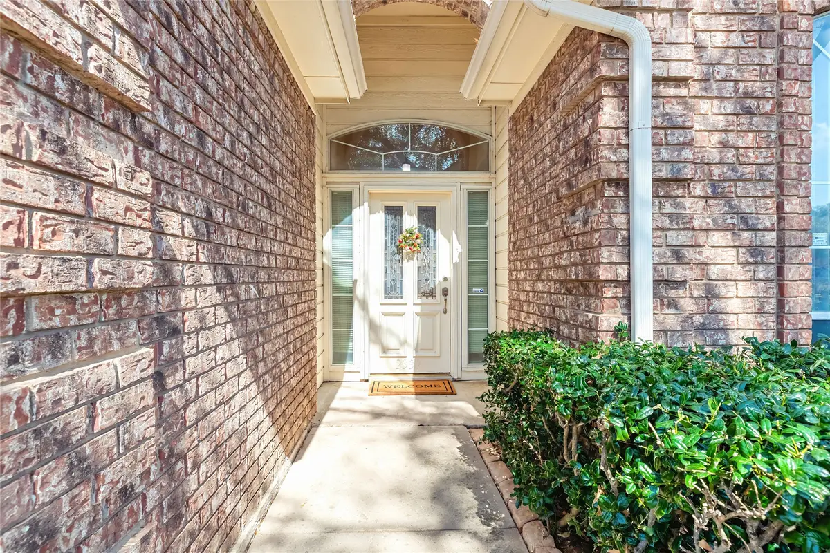 2337 Fox Glenn Circle, Bedford, TX 76021 - #1