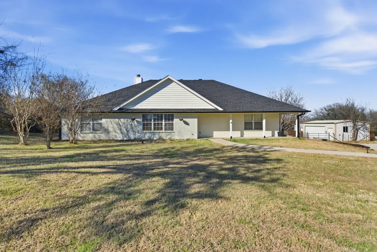 321 E Woody Creek Court, Springtown, TX 76082 - #1