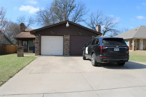 615 Renfro Street, Burleson, TX 76028