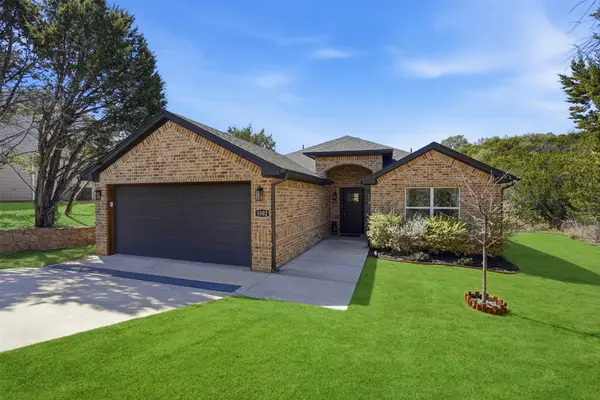 5502 Northview Court, Granbury, TX 76048