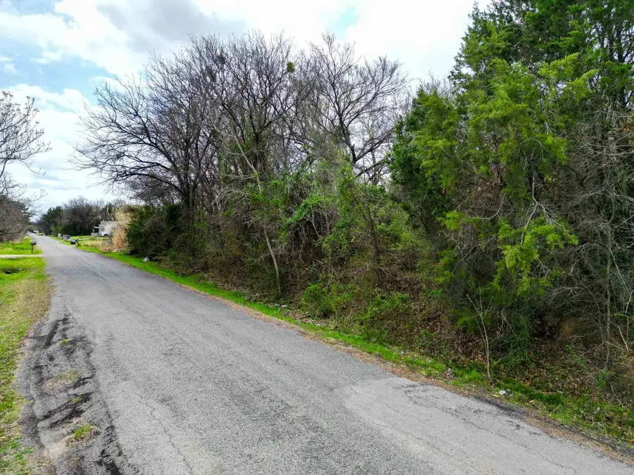 3922 Hedge Row Street, Granbury, TX 76048 - #3