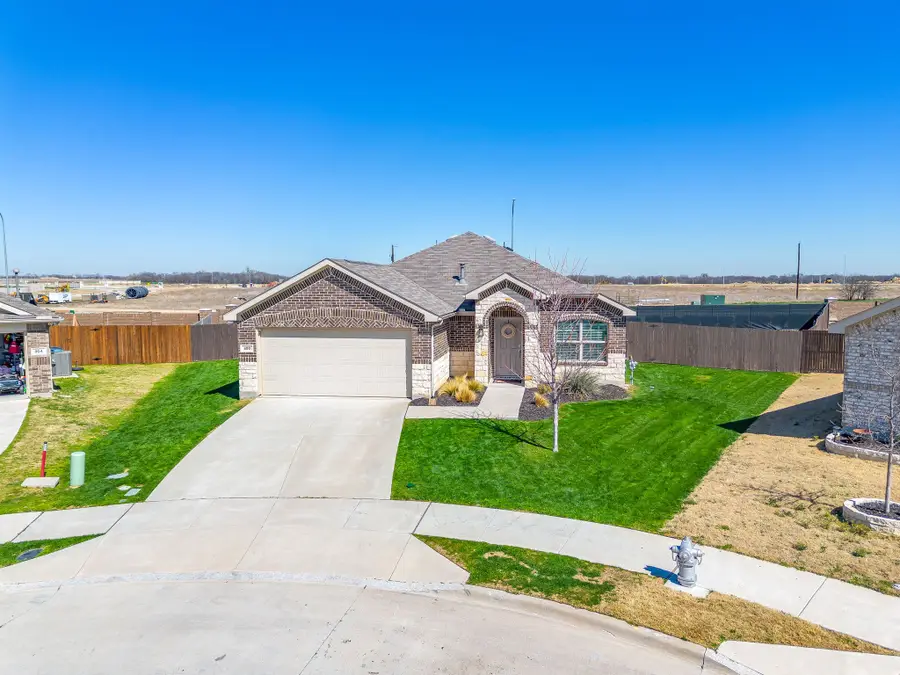 800 Amberwood Court, Haslet, TX 76052 - #2