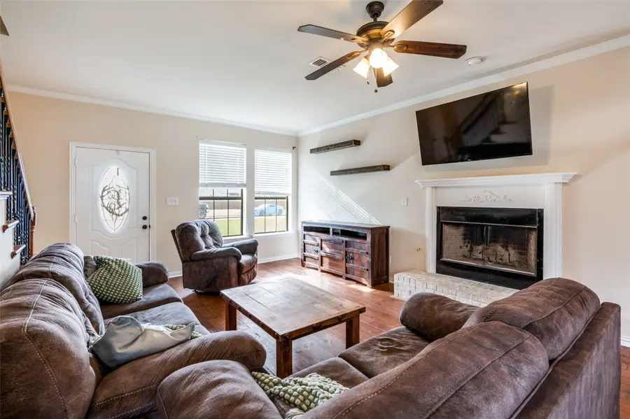 604 Hillside Circle, Little Elm, TX 75068 - #3