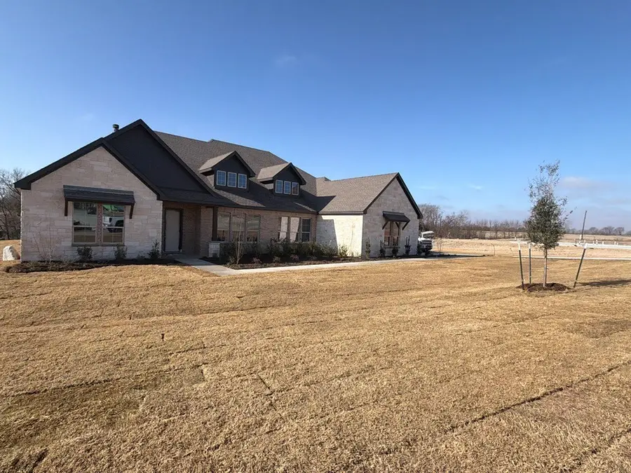 905 Perrin Lane, Van Alstyne, TX 75495 - #3