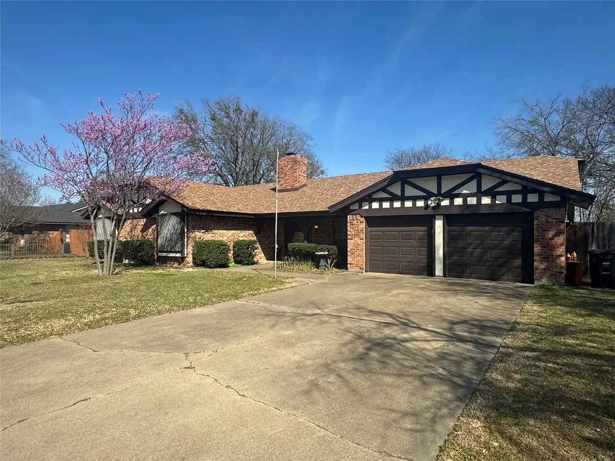 202 Westmeadow Drive, Cleburne, TX 76033 - #1