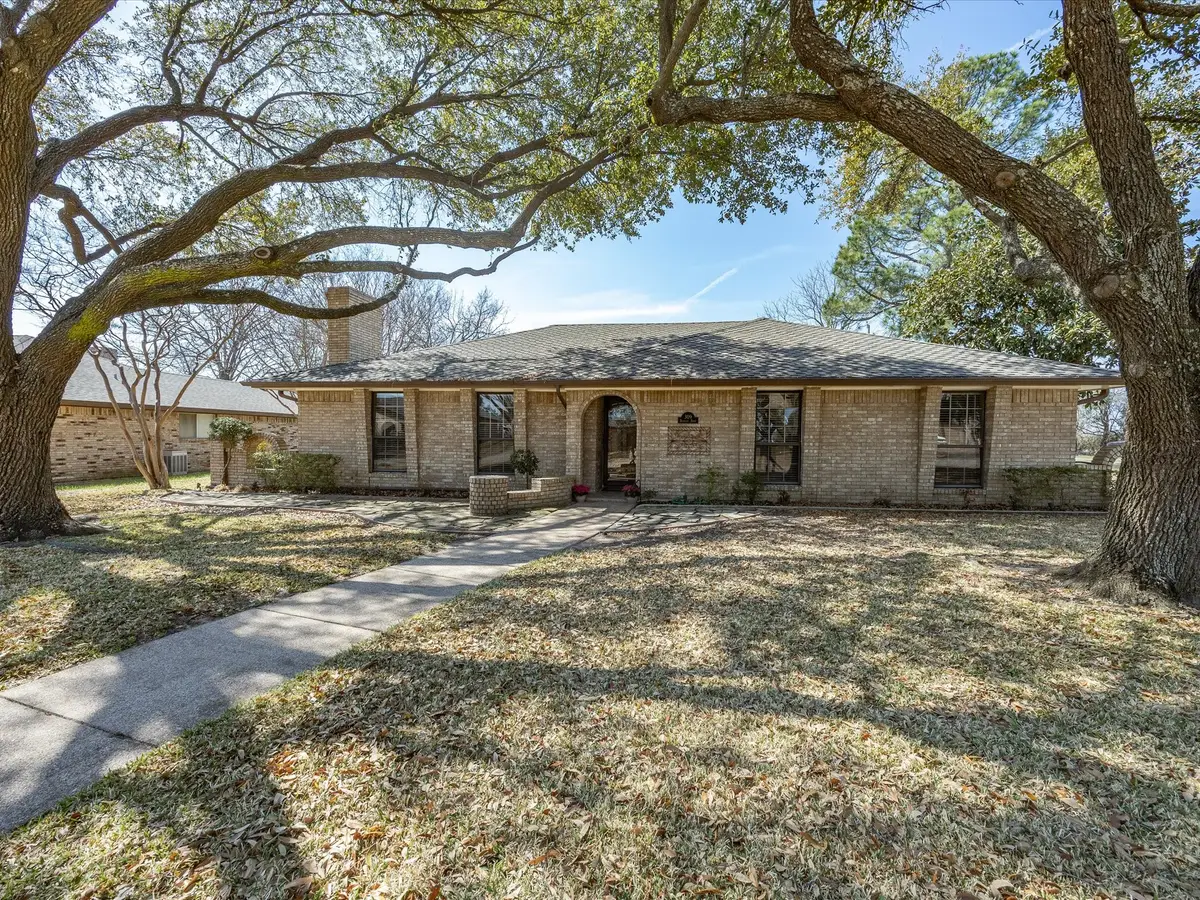 309 Highland Drive, Ennis, TX 75119 - #1