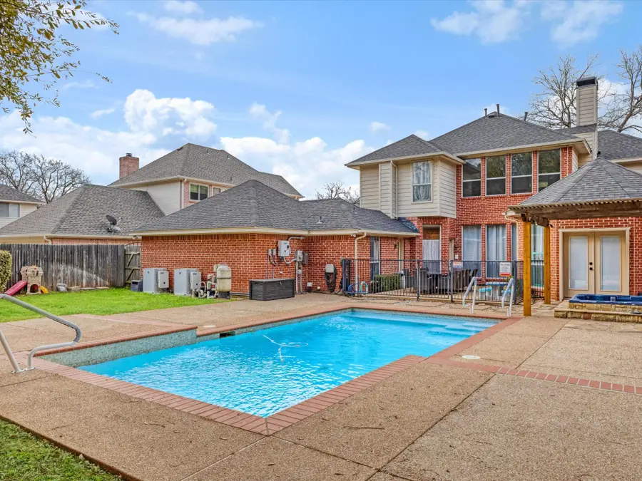 6207 Millwood Court, Arlington, TX 76016 - #2