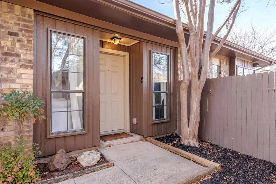 2013 Heatherbrook Drive, Grapevine, TX 76051 - #3