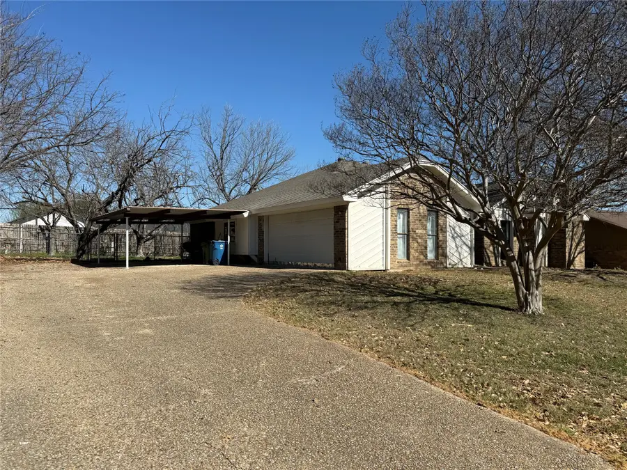 112 Patricia Drive, Hewitt, TX 76643 - #2
