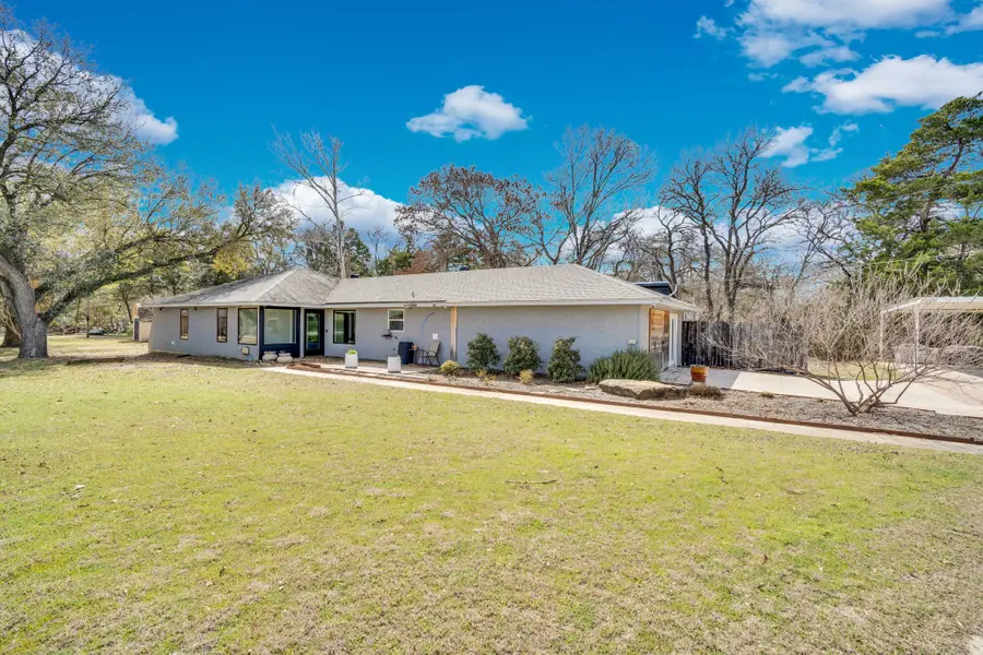 603 Lark Lane, Oak Leaf, TX 75154 - #2