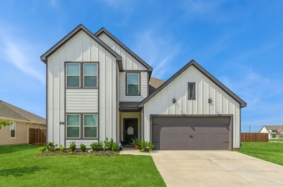 822 Amelia Court, Pilot Point, TX 76258 - #1