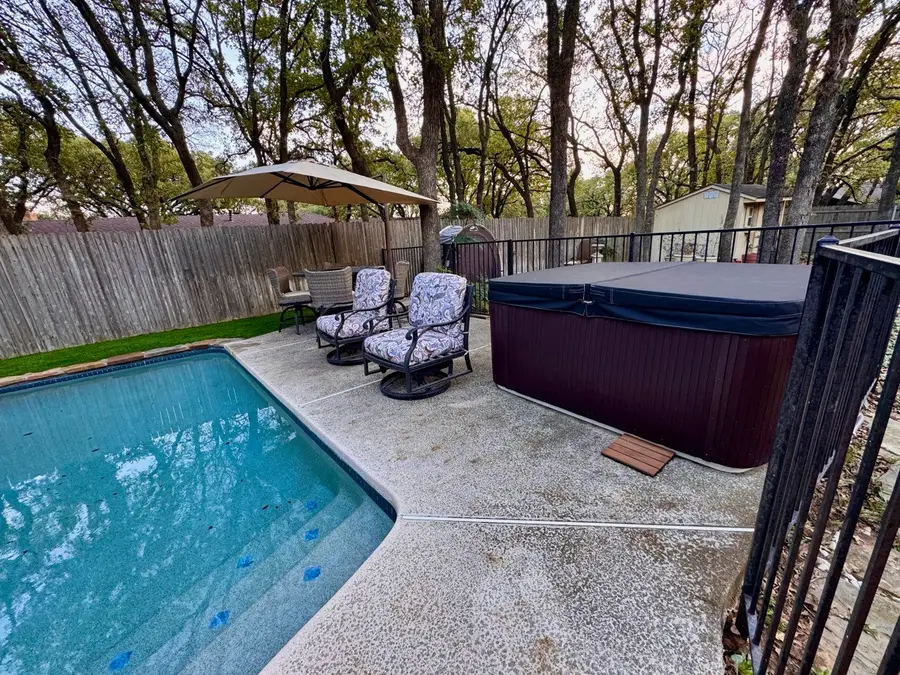 1205 Riverview Drive, Arlington, TX 76012 - #3