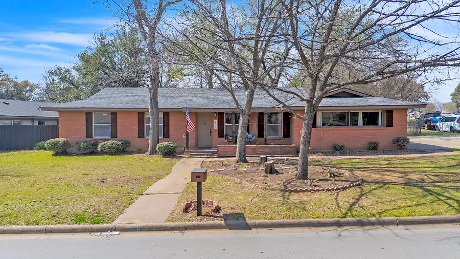 709 Hurstview Drive, Hurst, TX 76053 - #2