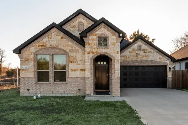 4225 Elkins Avenue, Lancaster, TX 75134