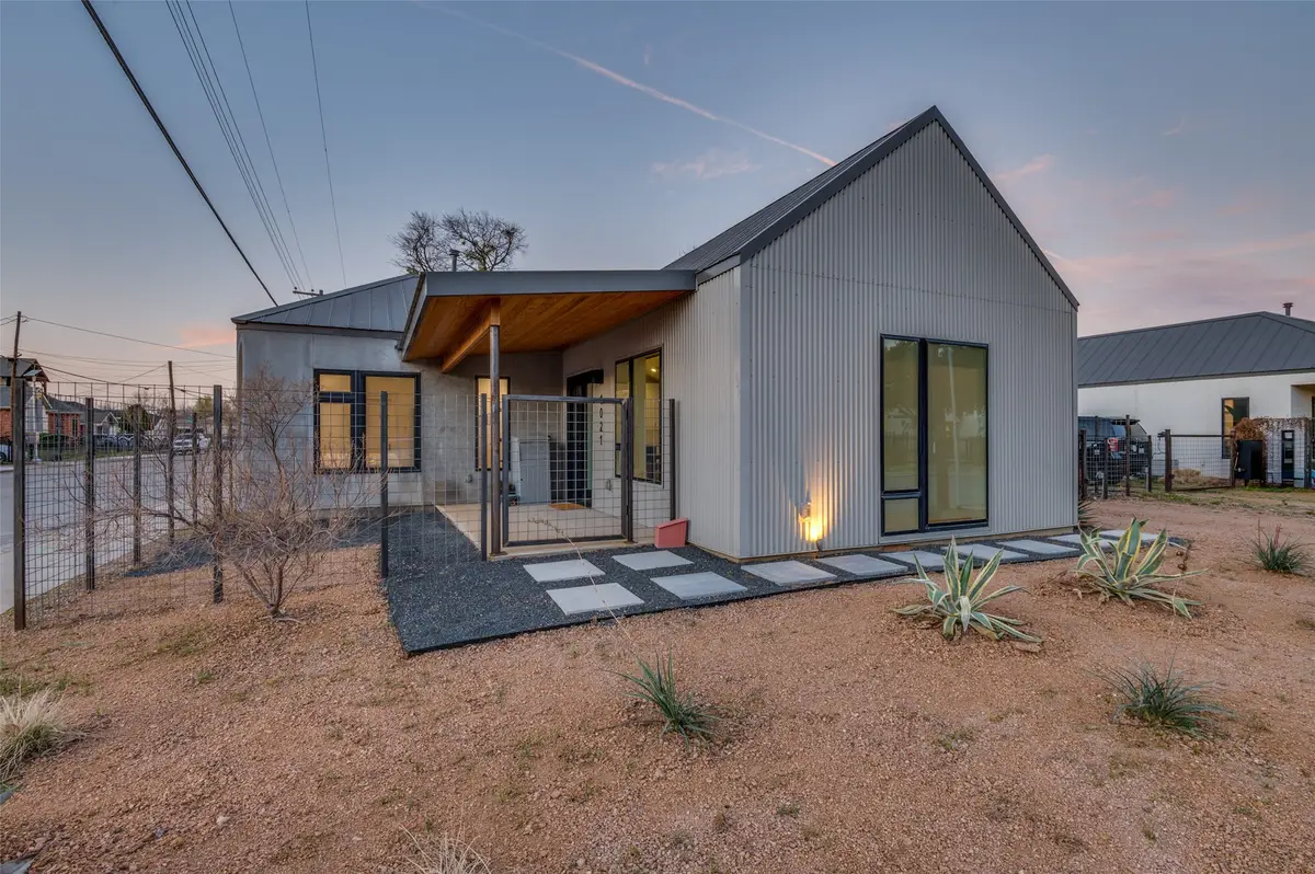 1021 Nomas Street, Dallas, TX 75212 - #1