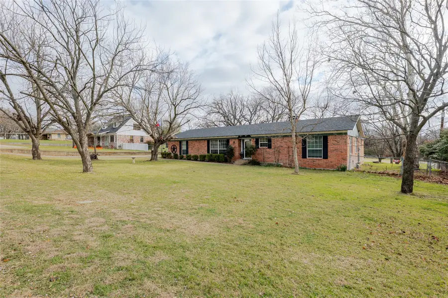 208 Yucca Drive, Weatherford, TX 76087 - #2