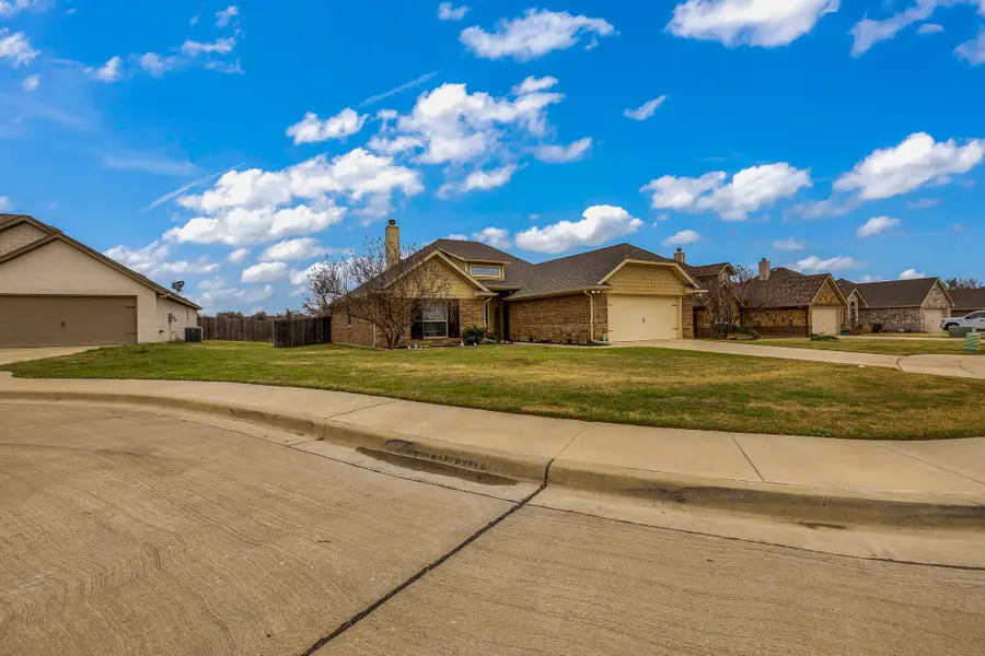 1836 Town Creek Circle, Weatherford, TX 76086 - #3