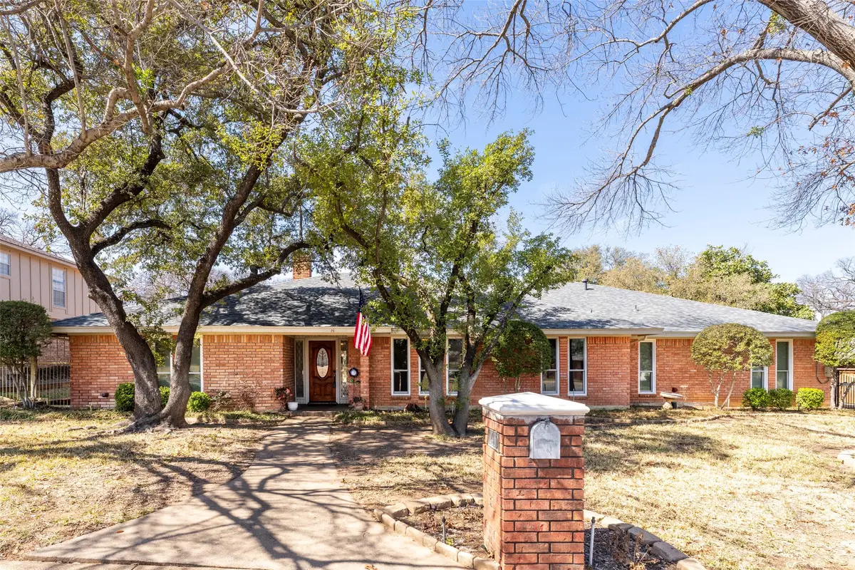 1410 Woodbine Street, Arlington, TX 76012 - #1