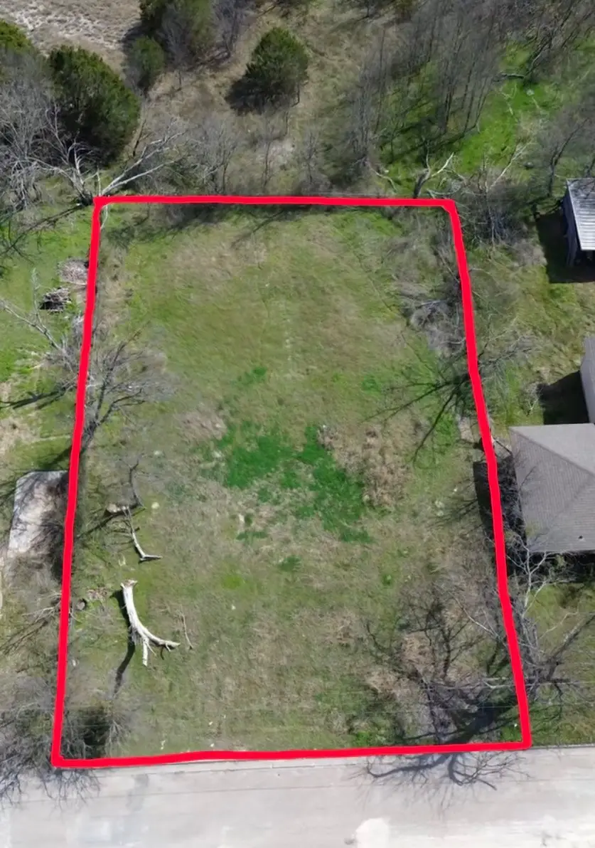 623 E Lumpkin Street, Meridian, TX 76665 - #2