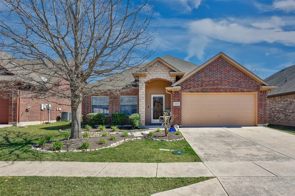 1004 Vintage Avenue, Gainesville, TX 76240 - #1
