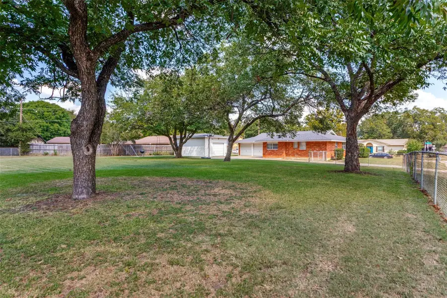 240 Smith Street, Burleson, TX 76028 - #3