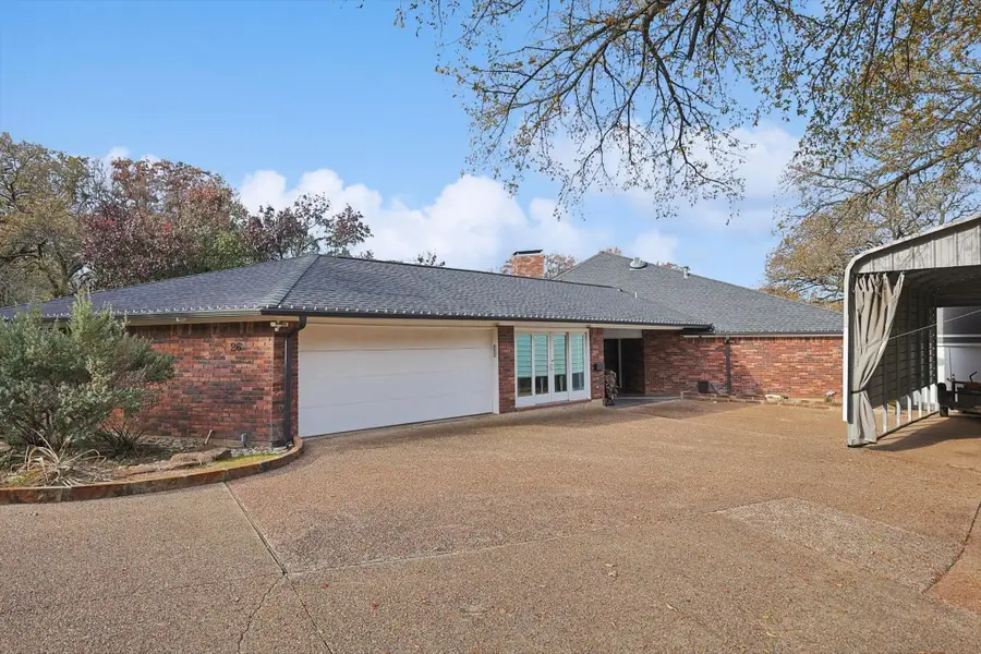 26 Horseshoe Drive, Highland Village, TX 75077 - #2